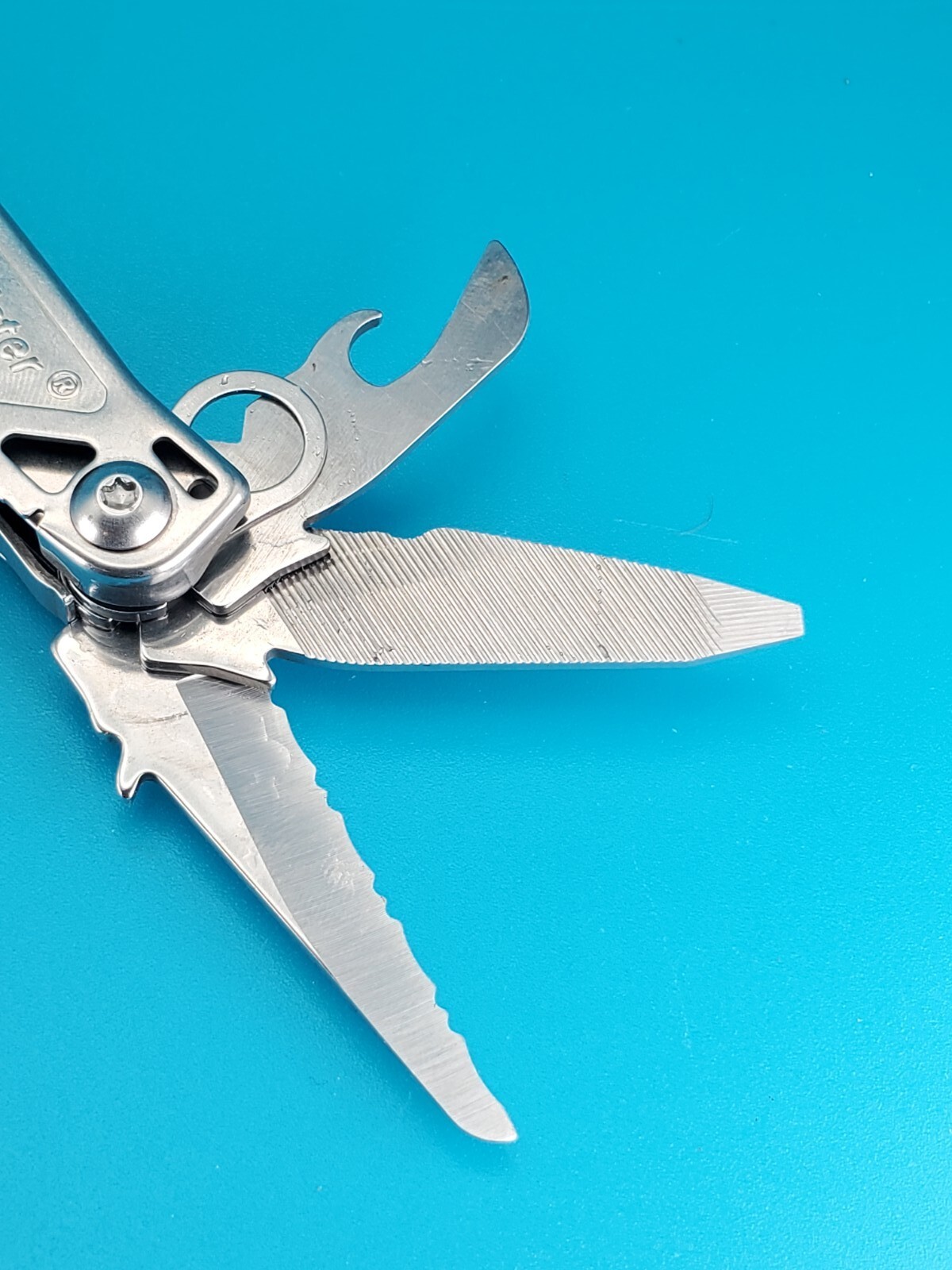 Leatherman Bolster 13 Tool Stainless Steel Multi-Tool!