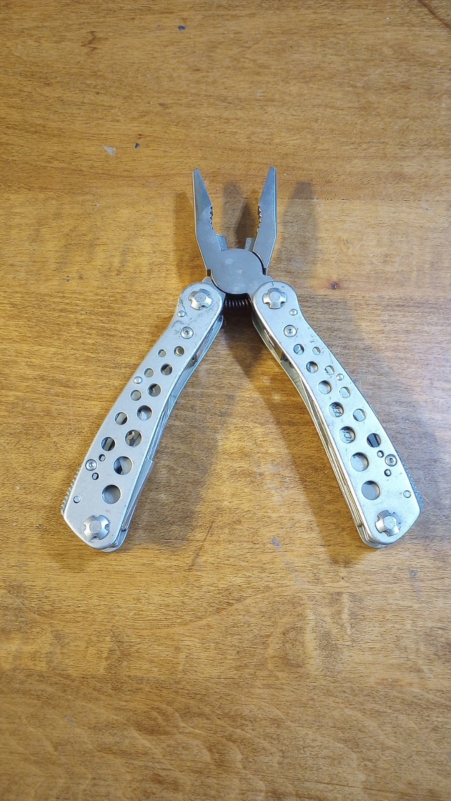 Winchester RARE Stainless Steel Multi-Tool Pocket Knife 9 N 1