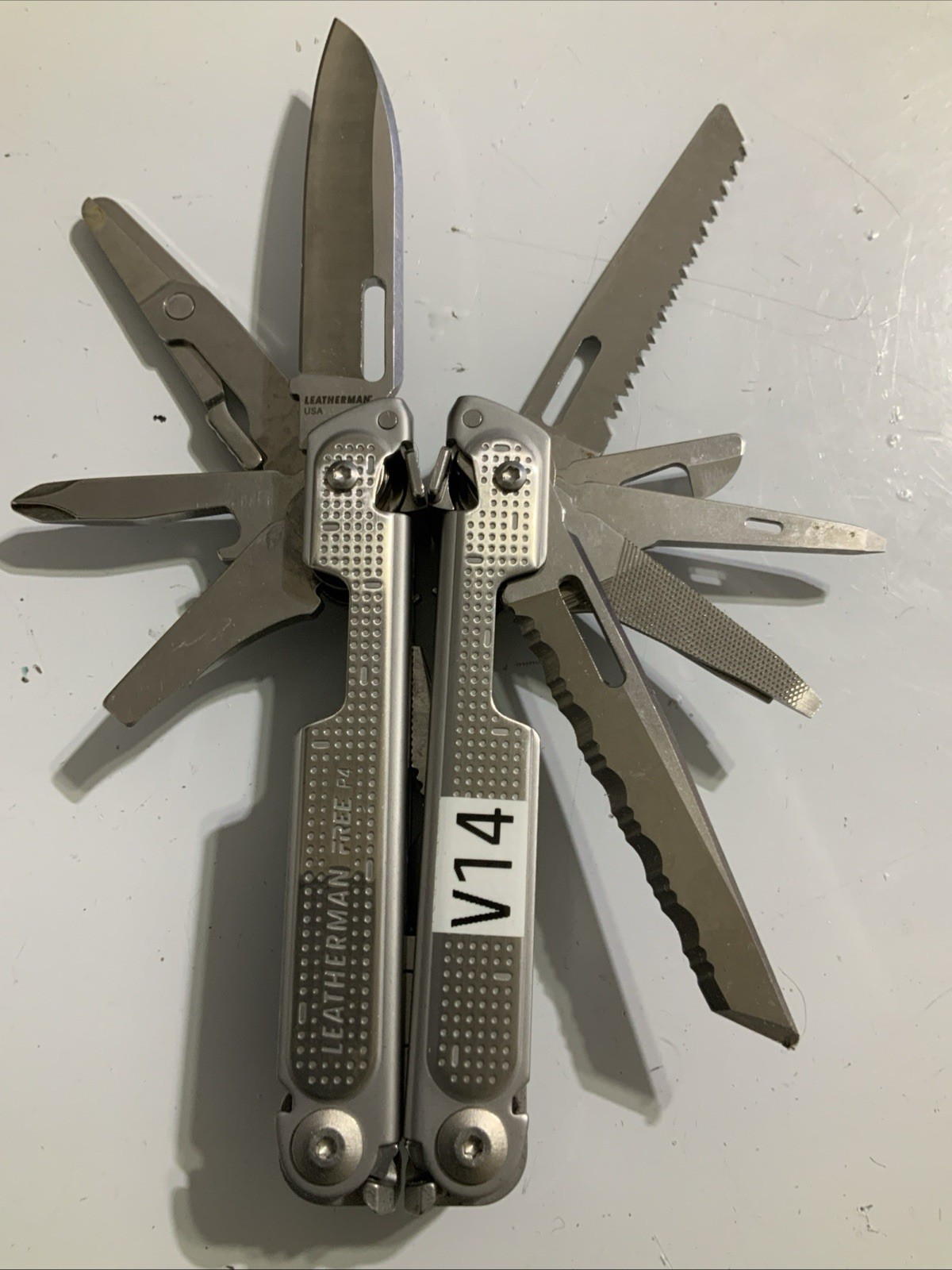 Leatherman Free P4 Stainless Steel Multi Tool Retired – V14