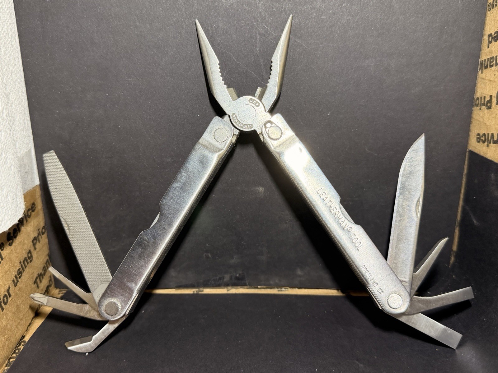 VINTAGE LEATHERMAN MULTI FUNCTION SUPER TOOL (Knife) PORTLAND, OR.