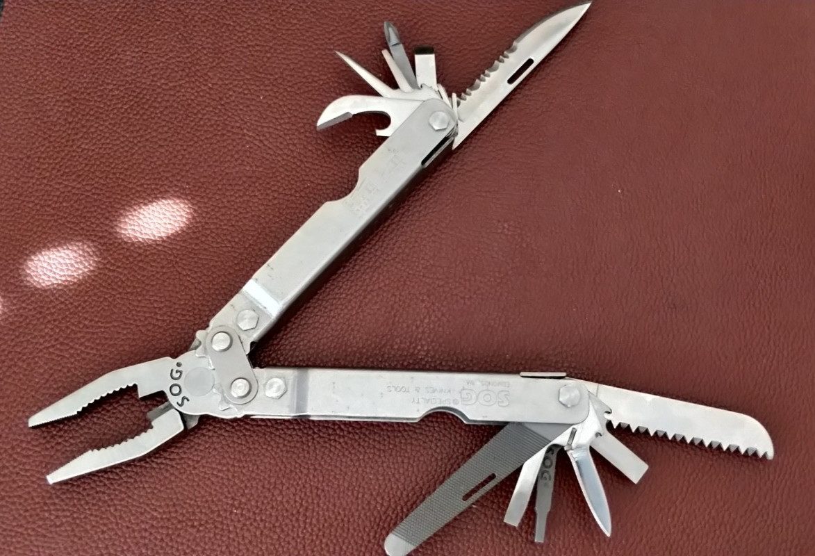 SOG PowerPlier Multi-Tool Patent Pending 1ST GEN Power Pliers