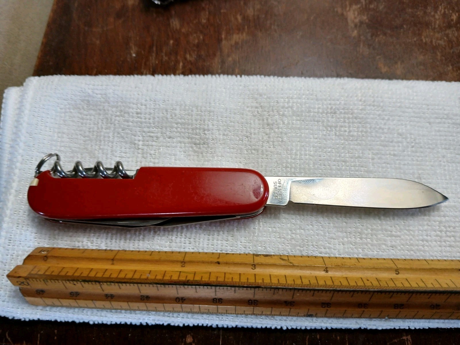Victorinox Swiss Army Knife Red 6-Tool Multi-Tool Keyring Corkscrew Openers