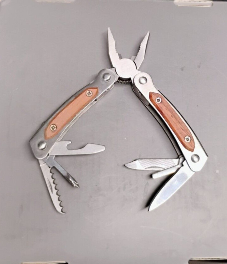 Winchester Multi Tool Keychain Pen Pocket Knife Bottle Opener Gentlemens