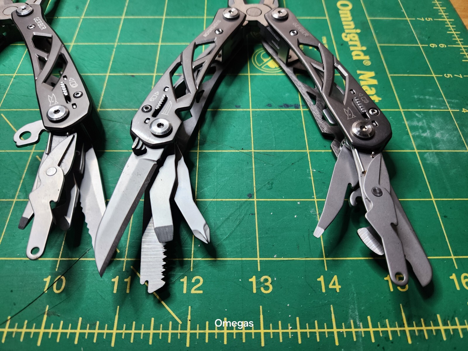 Gerber Suspension x3 bundle deal, Multi Tool Orange w/ sheaths. Look/feel New