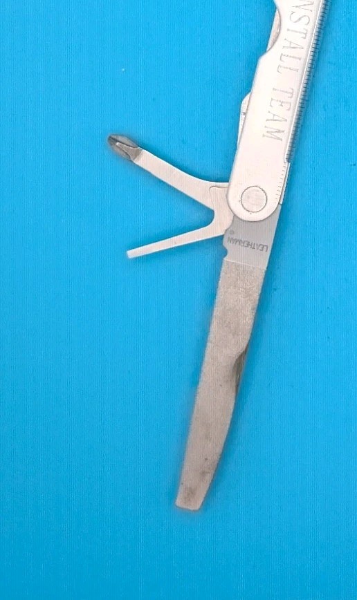 Leatherman PST 2 Multi Tool! 09/03 date stamp! Fast Shipping! *HOUA YANG*