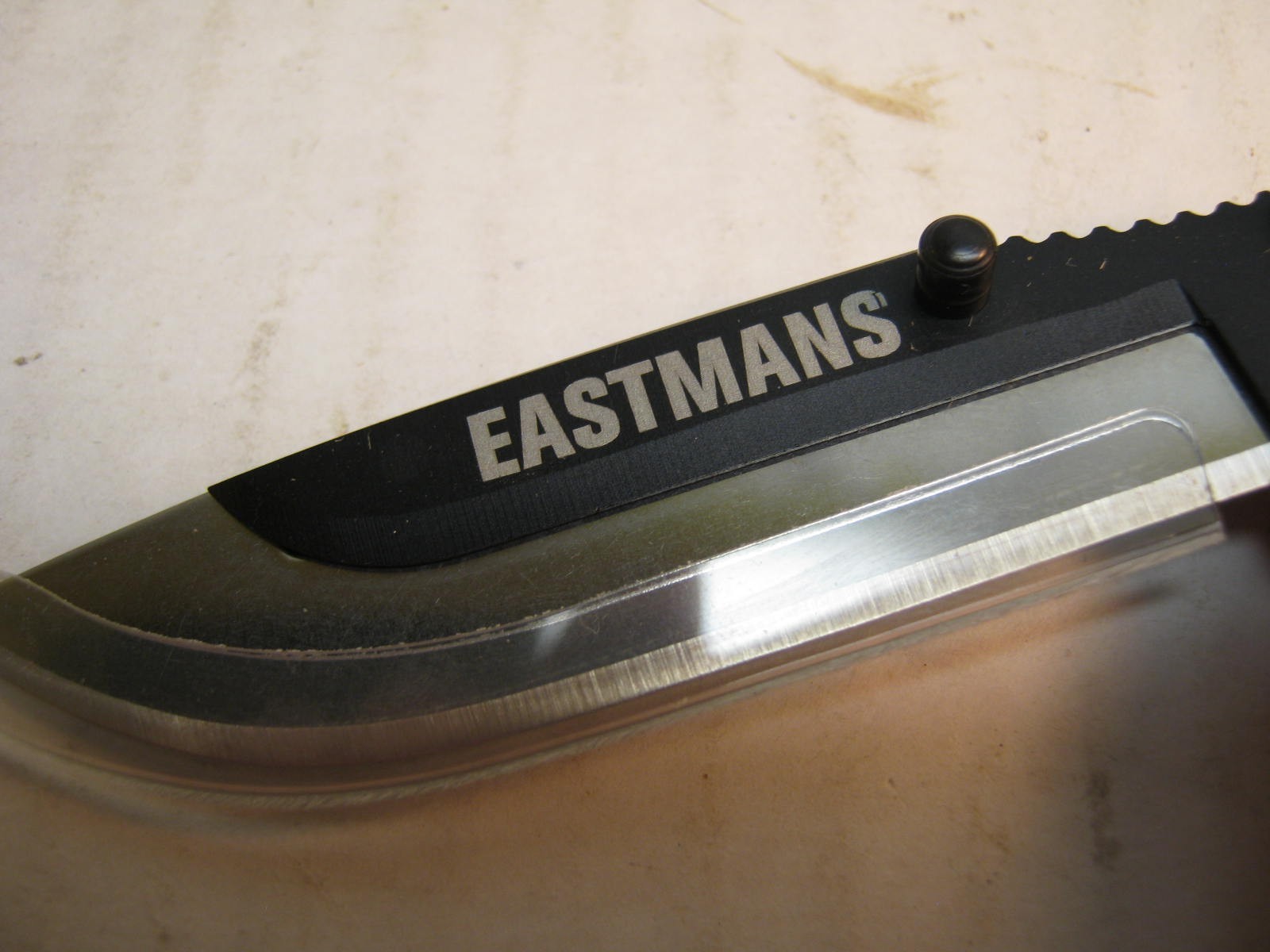 Cabela’s Mini Multi-Tool with LED Light New With 2 Outdoor Edge Easton Knifes