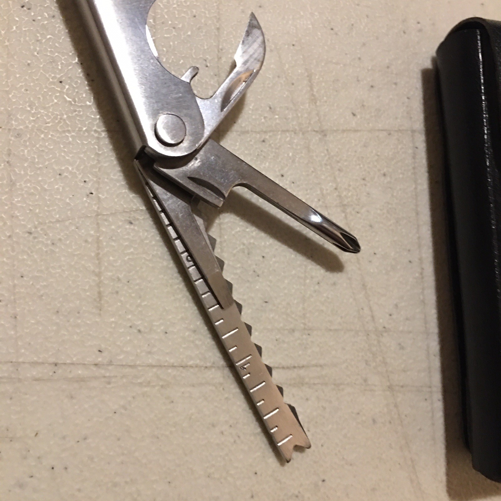 Lehman’s Multi Tool Stainless Steel With Sheath Made In US