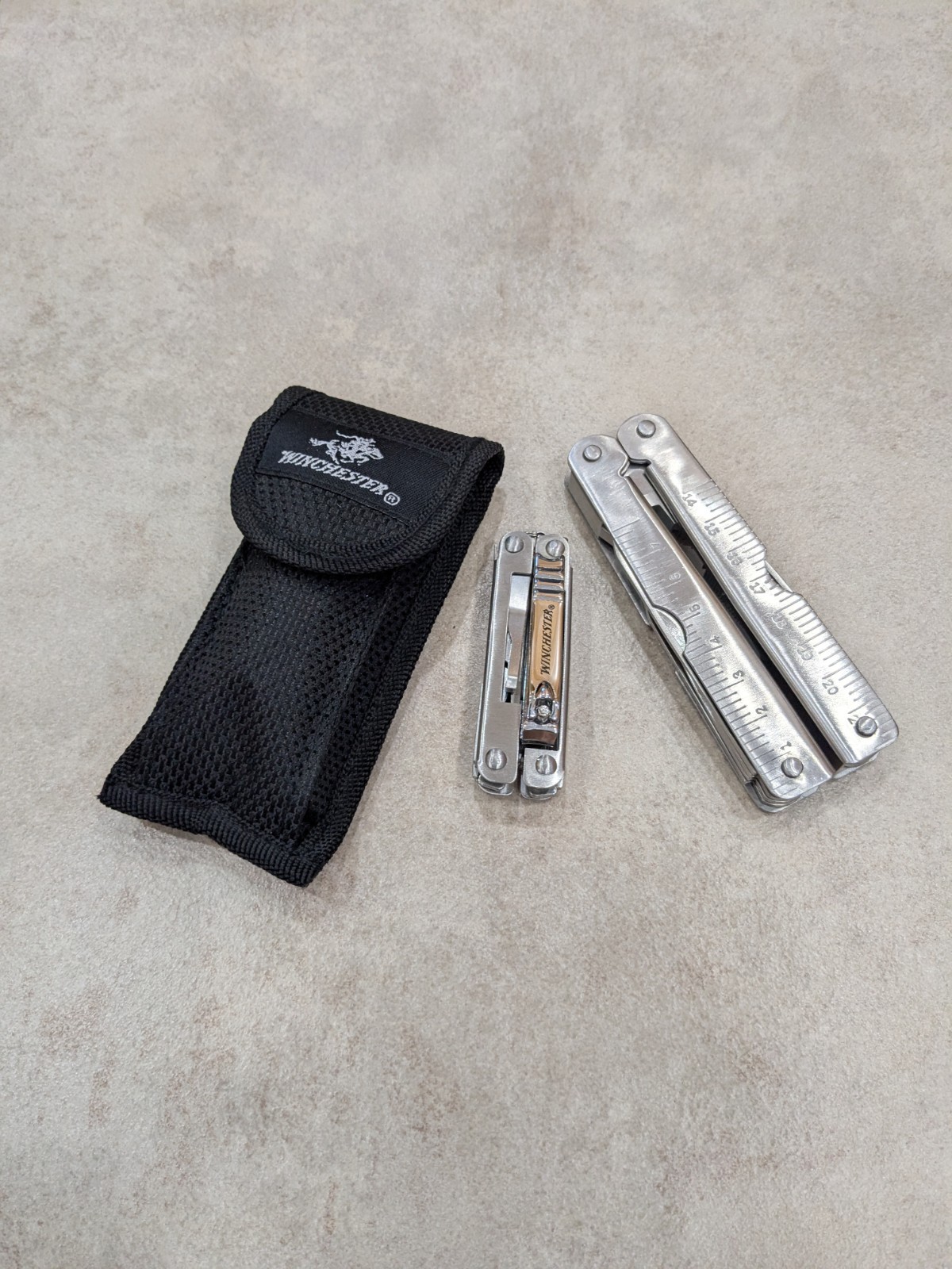 Winchester Multi-Tools Pocket Tools Pocket Knife Large & Small In Case !!! New!!