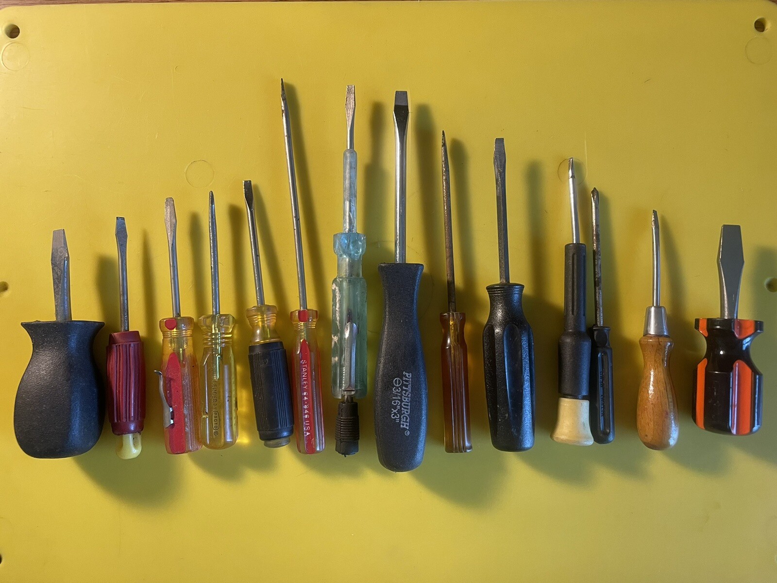 14-MISCELLANEOUS SCREWDRIVERS 3”-6” LONG USED PROTO-STANLEY-PITTSBURGH USED L-14