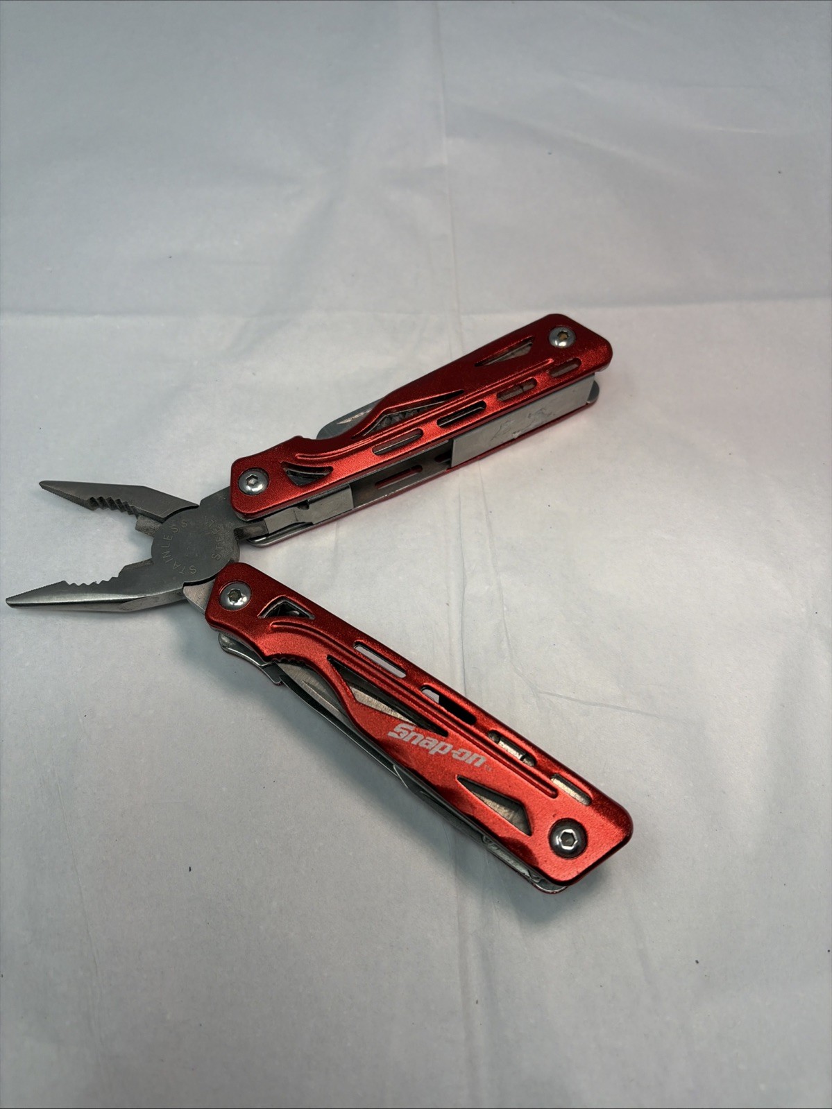 Snap-On Tools Red Multi-Tool Folding Pocket Knife w/ Pliers – Compact Tool
