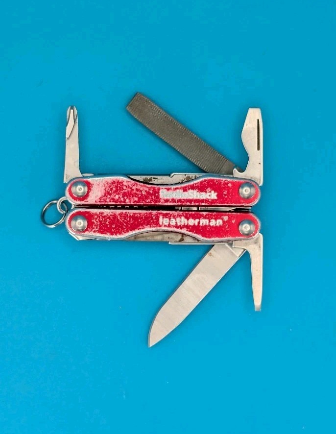 Leatherman Squirt E4 USA Radio Shack! Limited Edition!