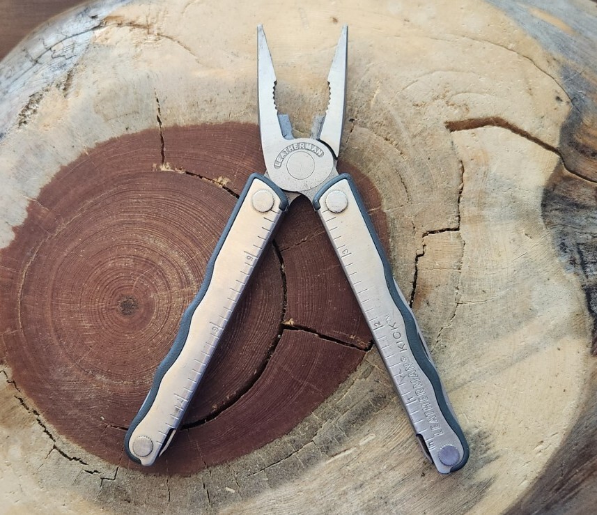 Leatherman KICK Multi Tool Multitool Knife – Great Condition – K23