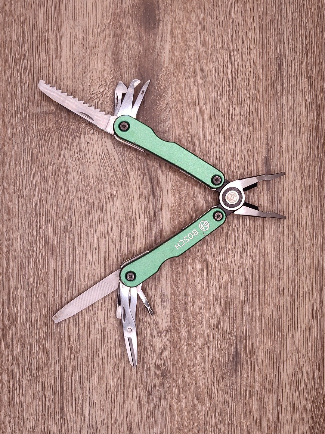 Bosch Multitool 13 in 1 multifunction tool