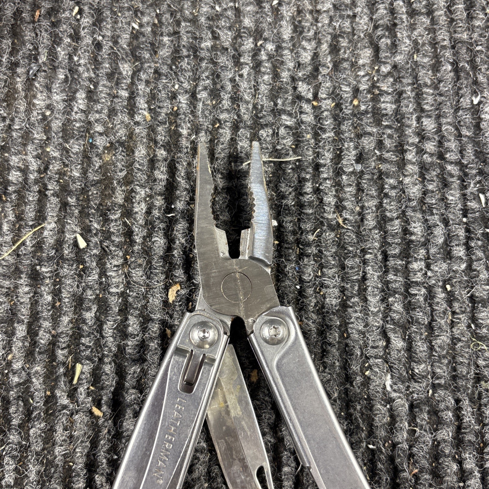 Leatherman Rev 3.8″ Multi-Tool, Stainless! USED (054)