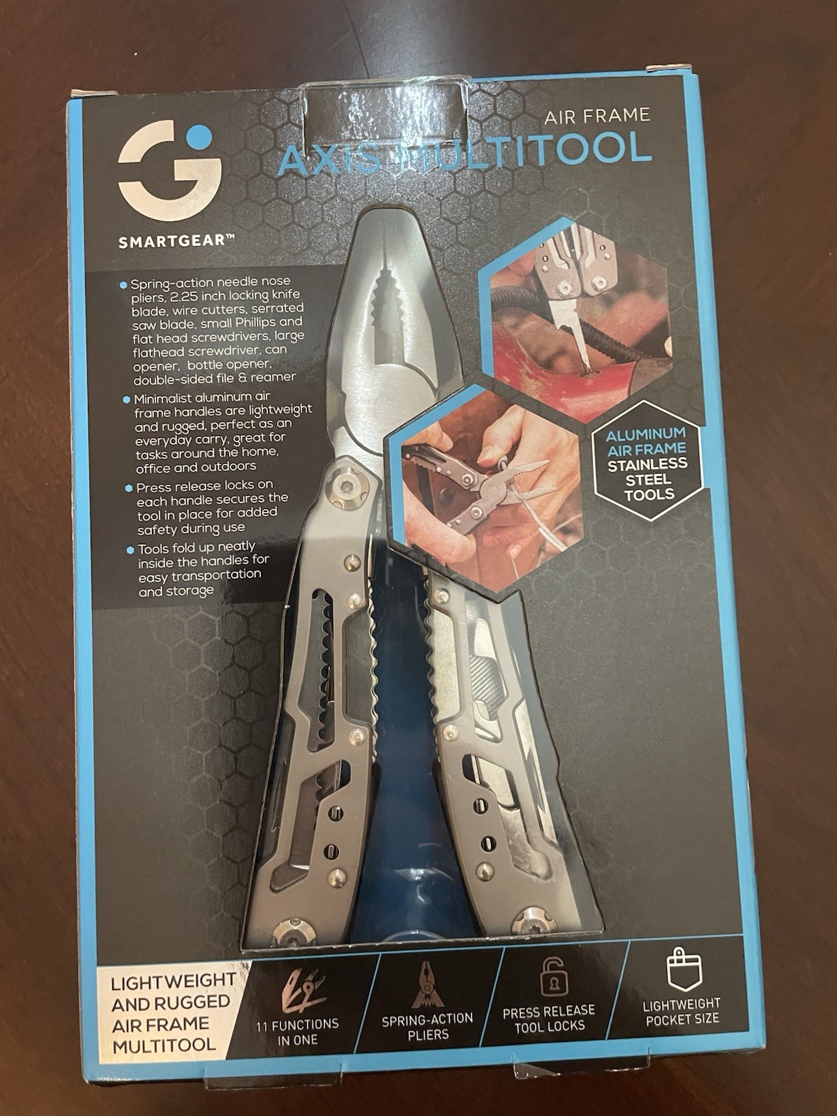 SmartGear Axis Multitool Air Frame 11-in-1 Spring Action Pliers New Sealed