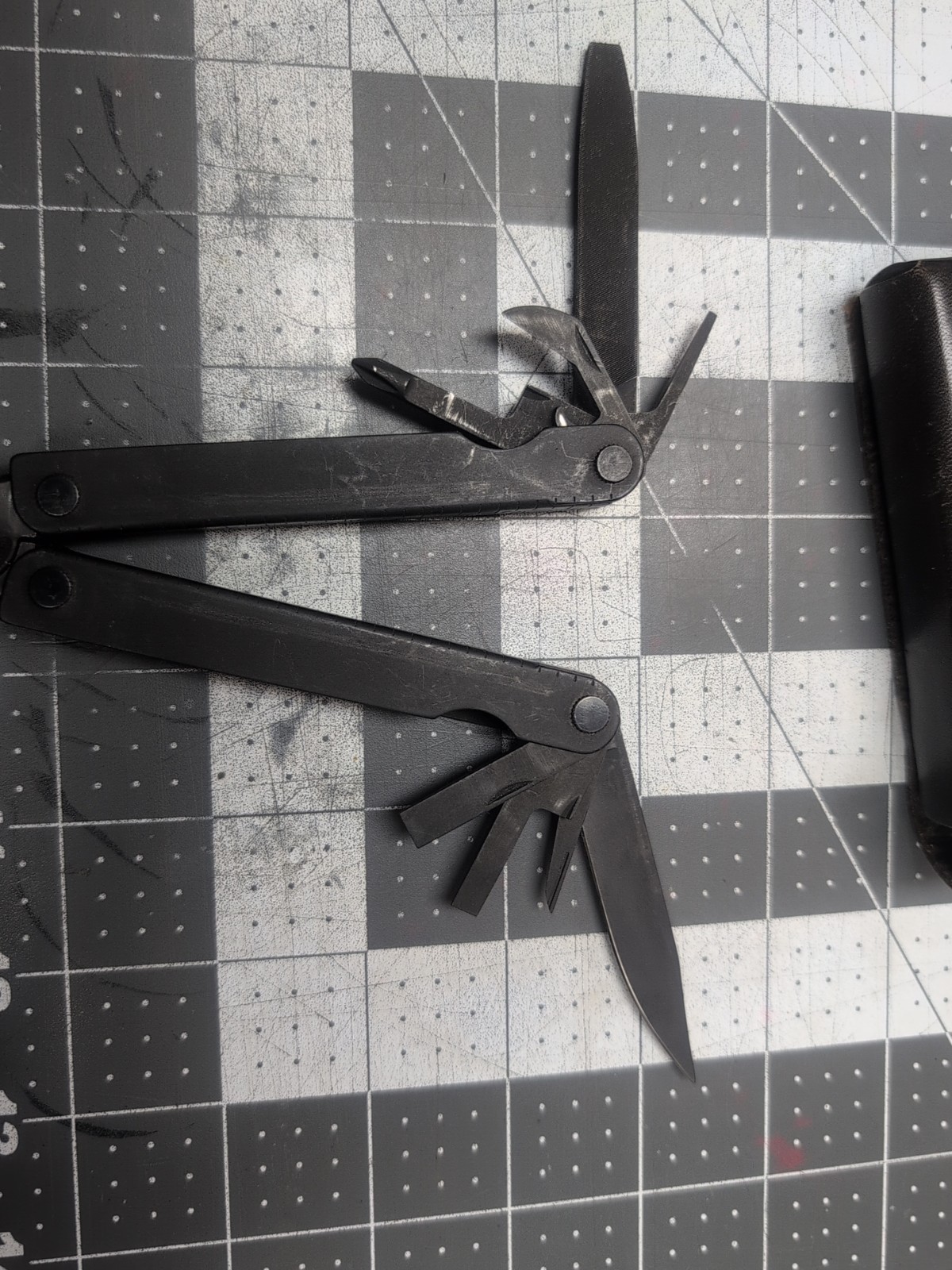 Vintage•Leatherman Tool•Original•US REG TM 1325473•Portland OR•10-Tool