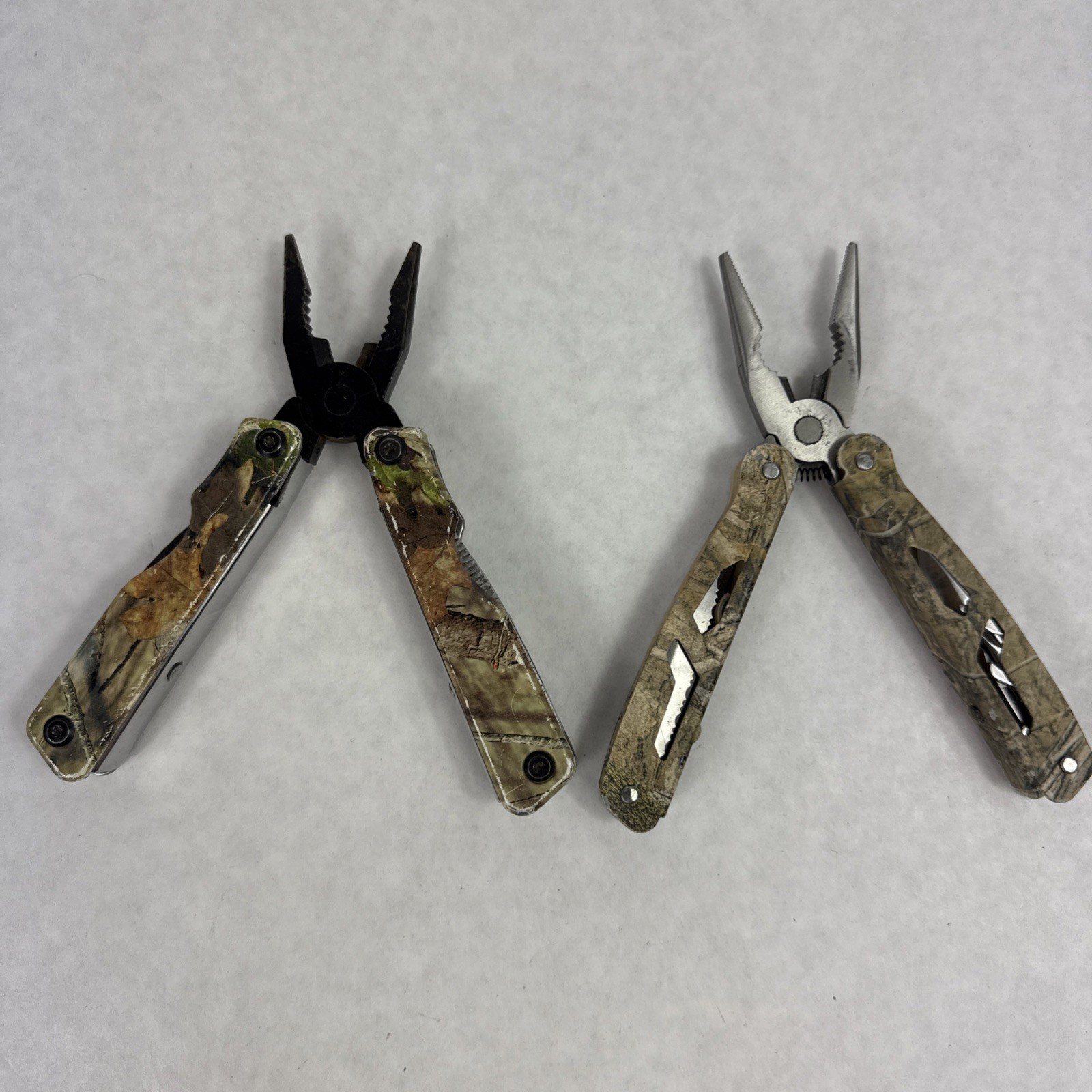 Camo Multi Tool Mossy Oak & Ozark Trail *See Photos Read