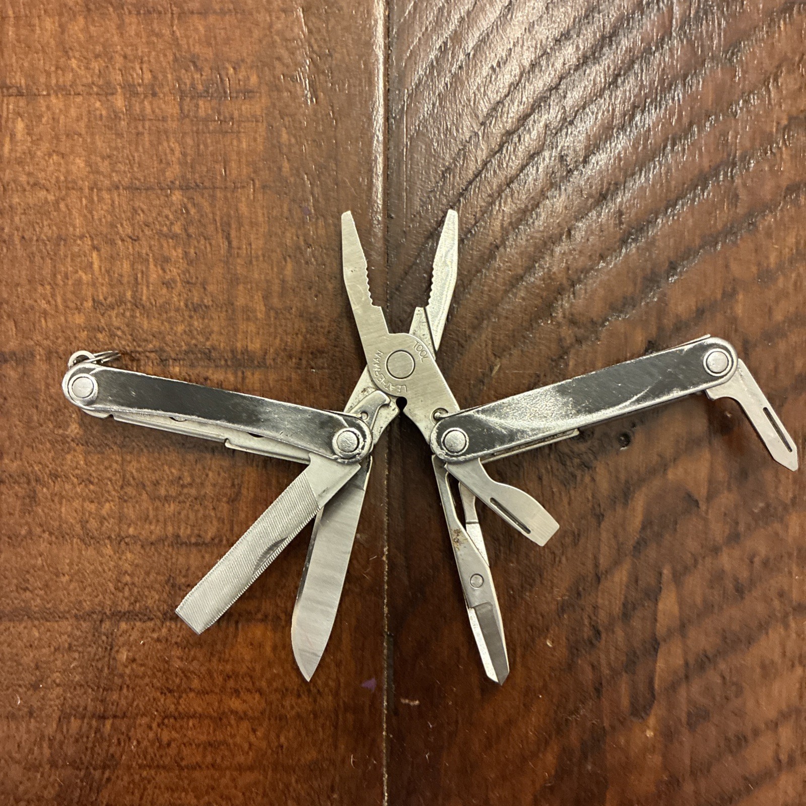 Leatherman SQUIRT PS4 Multi-Tool With Pliers Scissors Knife – Read Description