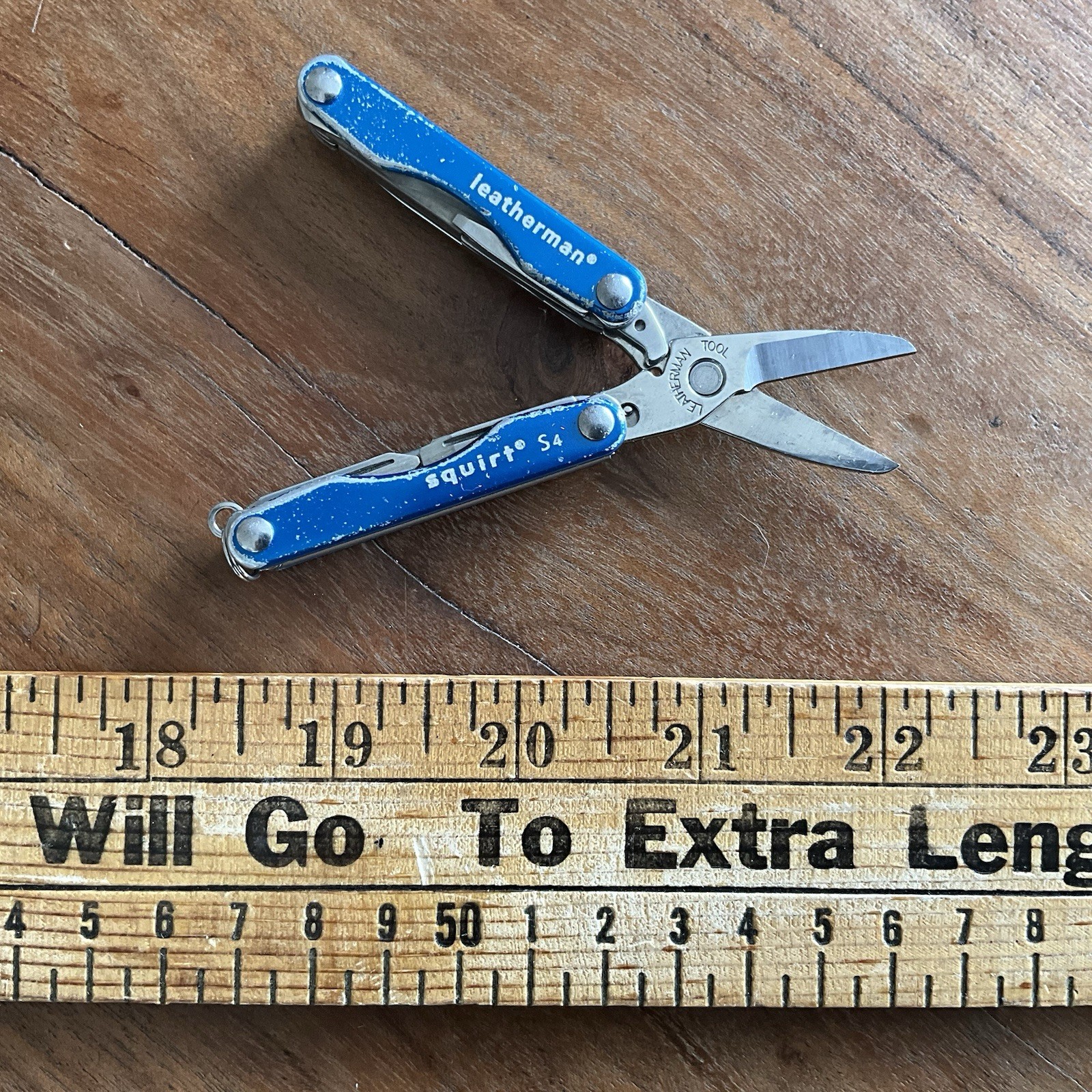 Leatherman Squirt S4 Blue Multitool Discontinued Made in the USA