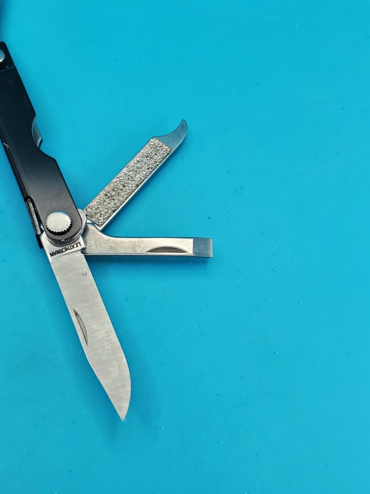 Leatherman Micra Multi-Tool, Knife, Scissors, Key Ring, Black!