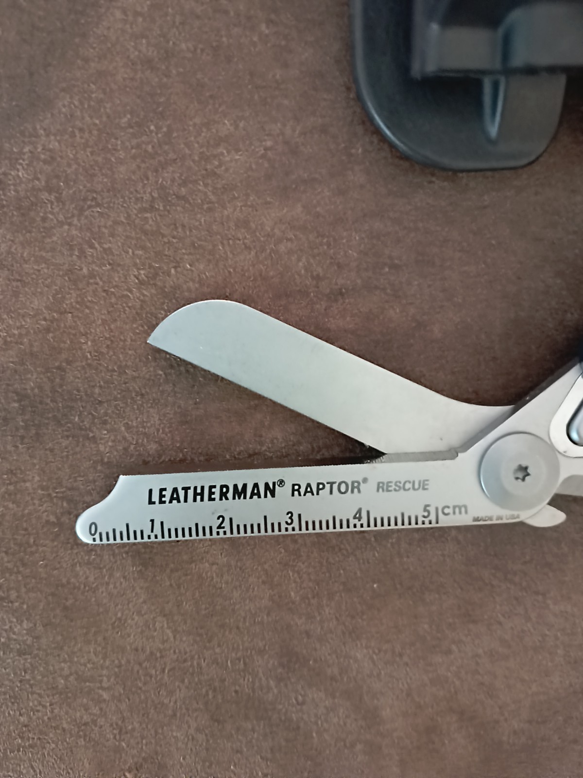 Leatherman Skeletool Multi-Tool/Nylon Sheath Leatherman Raptor Shears/Holster