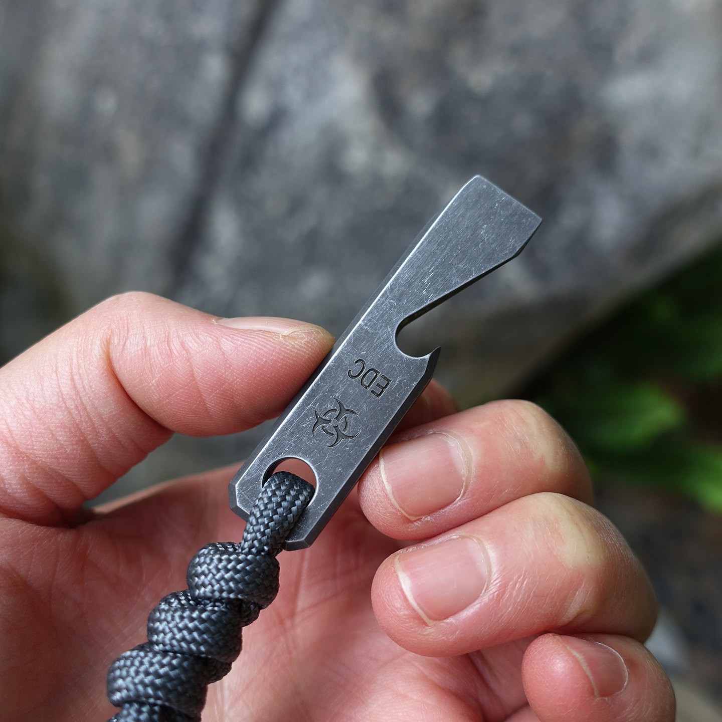 Powder steel CPM-3V Mini Pry Bar – EDC Keychain Bottle Opener Multi-Tool