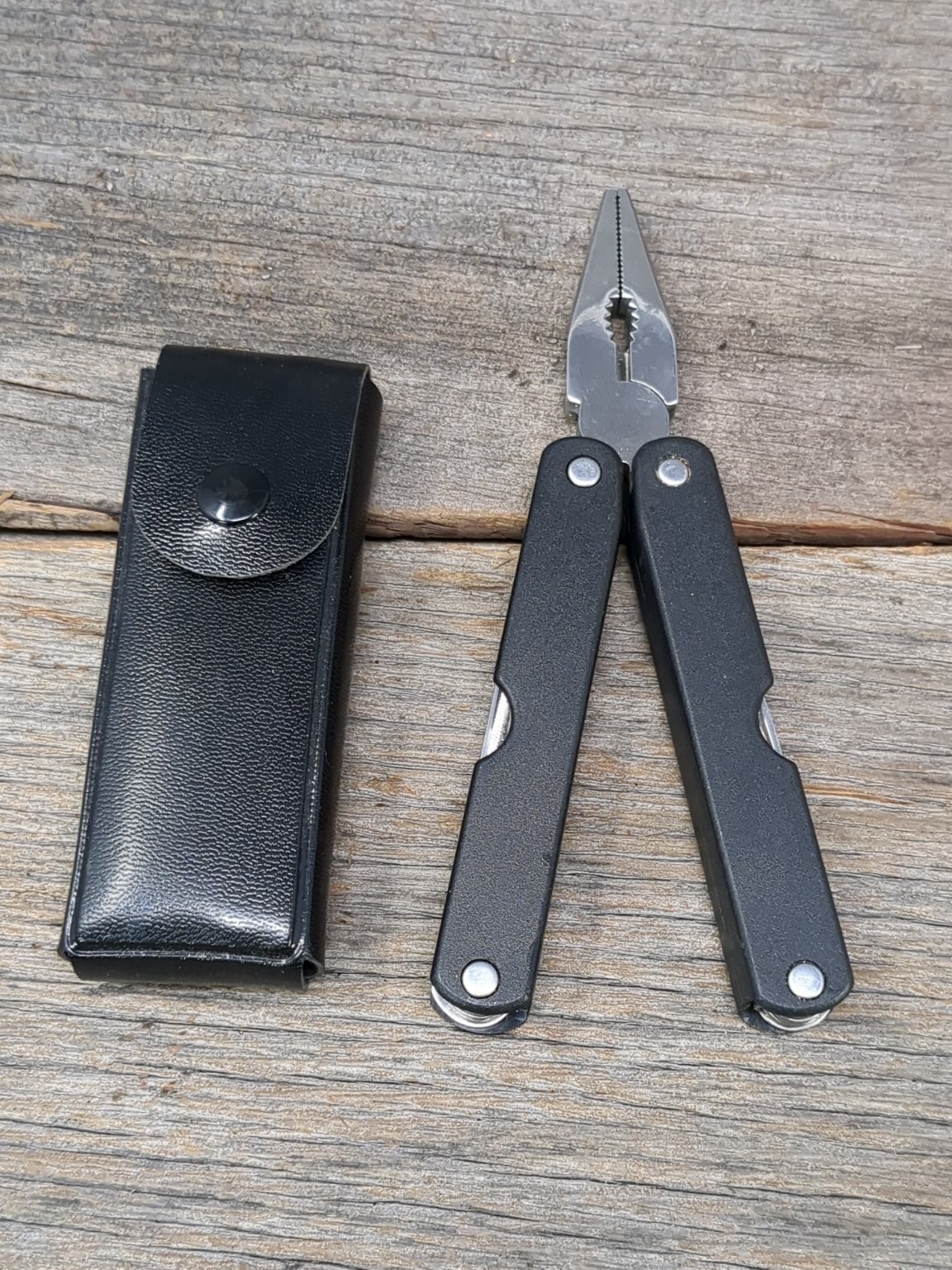 Malco Multi-Tool Pliers Knife Saw Screwdriver Camping Hiking EDC