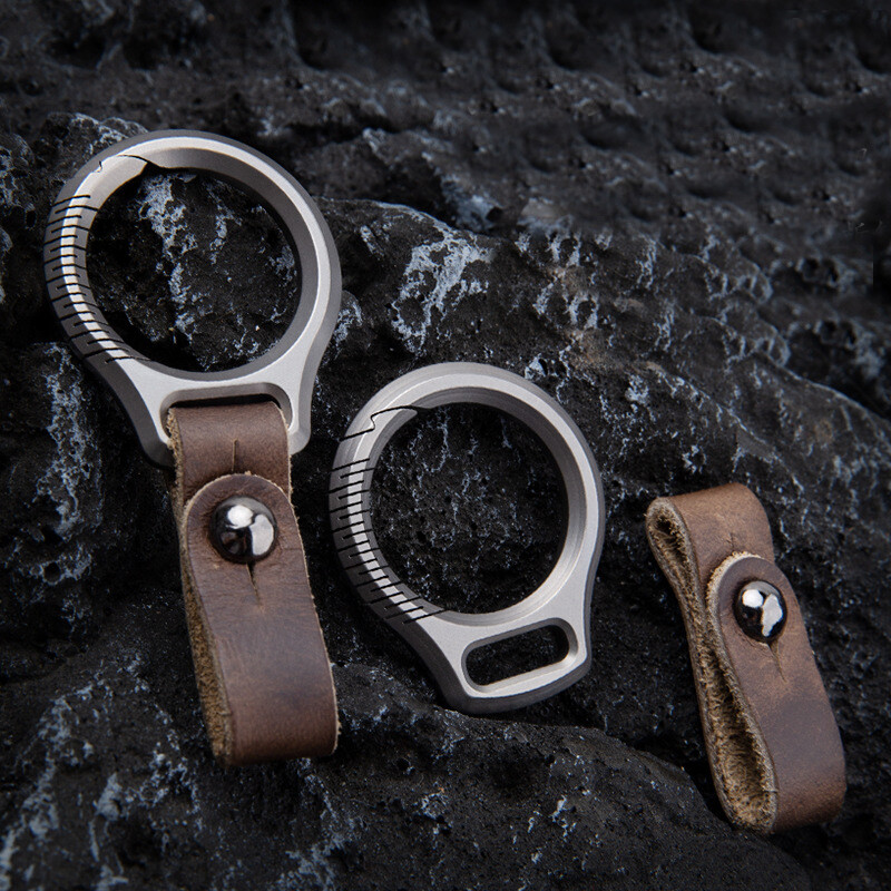 EDC Titanium Alloy Leather Porable Hanging Buckle Car Keychain Key Belt Waist
