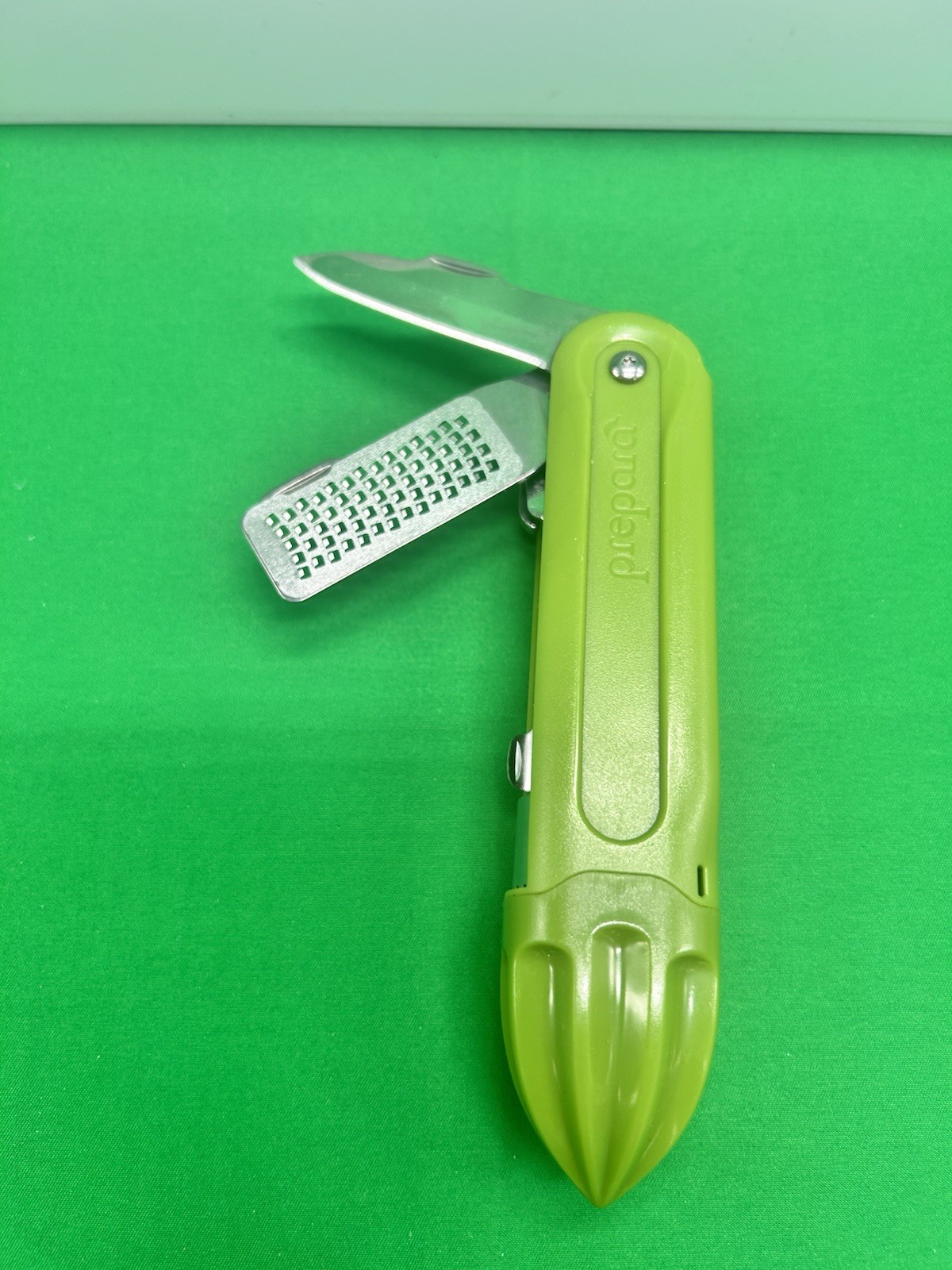 Prepara Multi Kitchen 6 Tool Green Camping and Hiking Foldable Tool