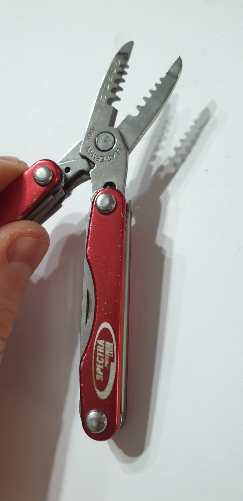 🔥 Leatherman Squirt E4 Stainless Multitool Red Rare Retired Condition