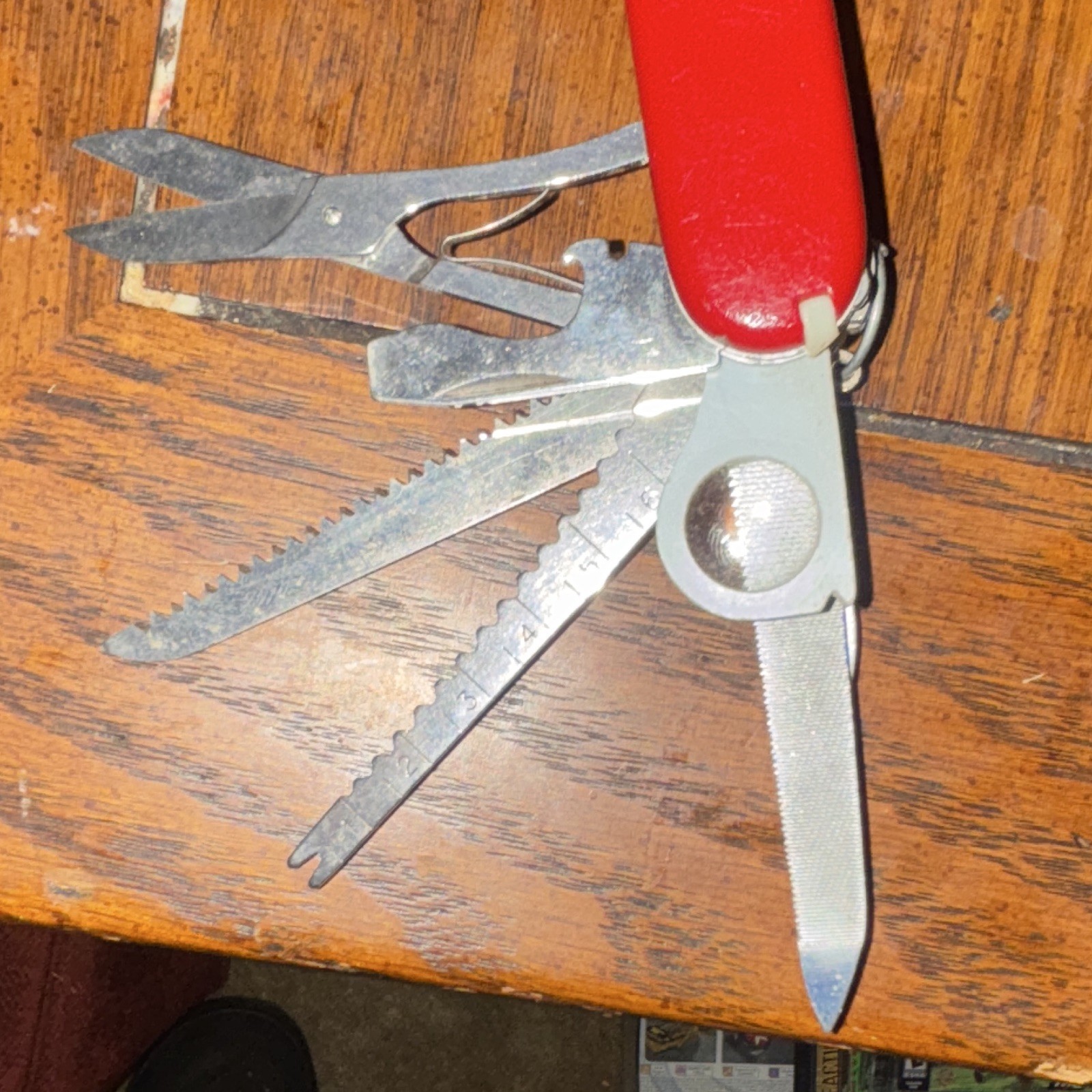 Victorinox Swiss Army Red Multi-Tool 15+ Tools w/ Saw Scissors 58mm Lanyard