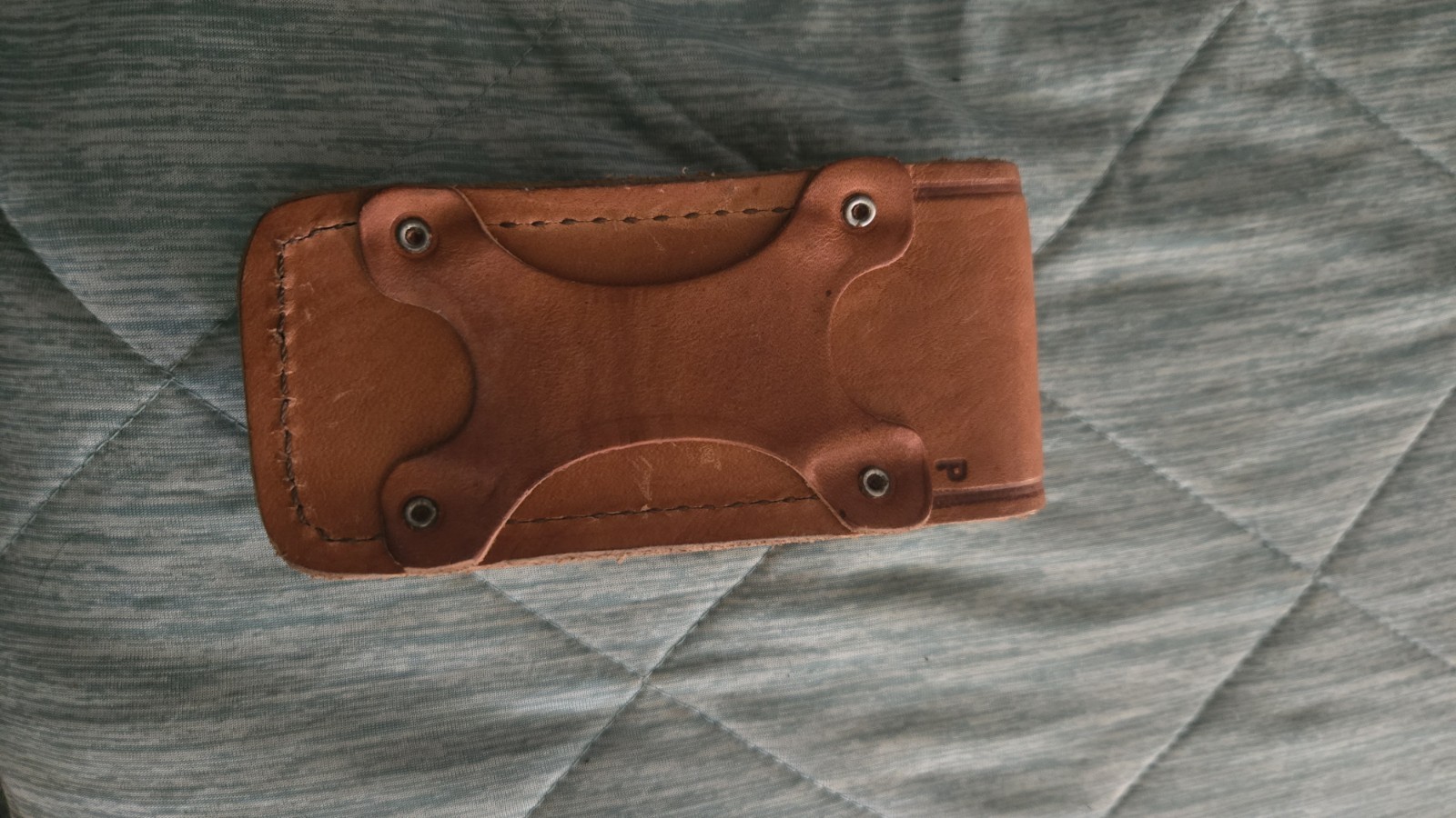 VINTAGE SCHRADE ST1 MULTI TOOL WITH LEATHER SHEATH EXCELLENT CONDITION.