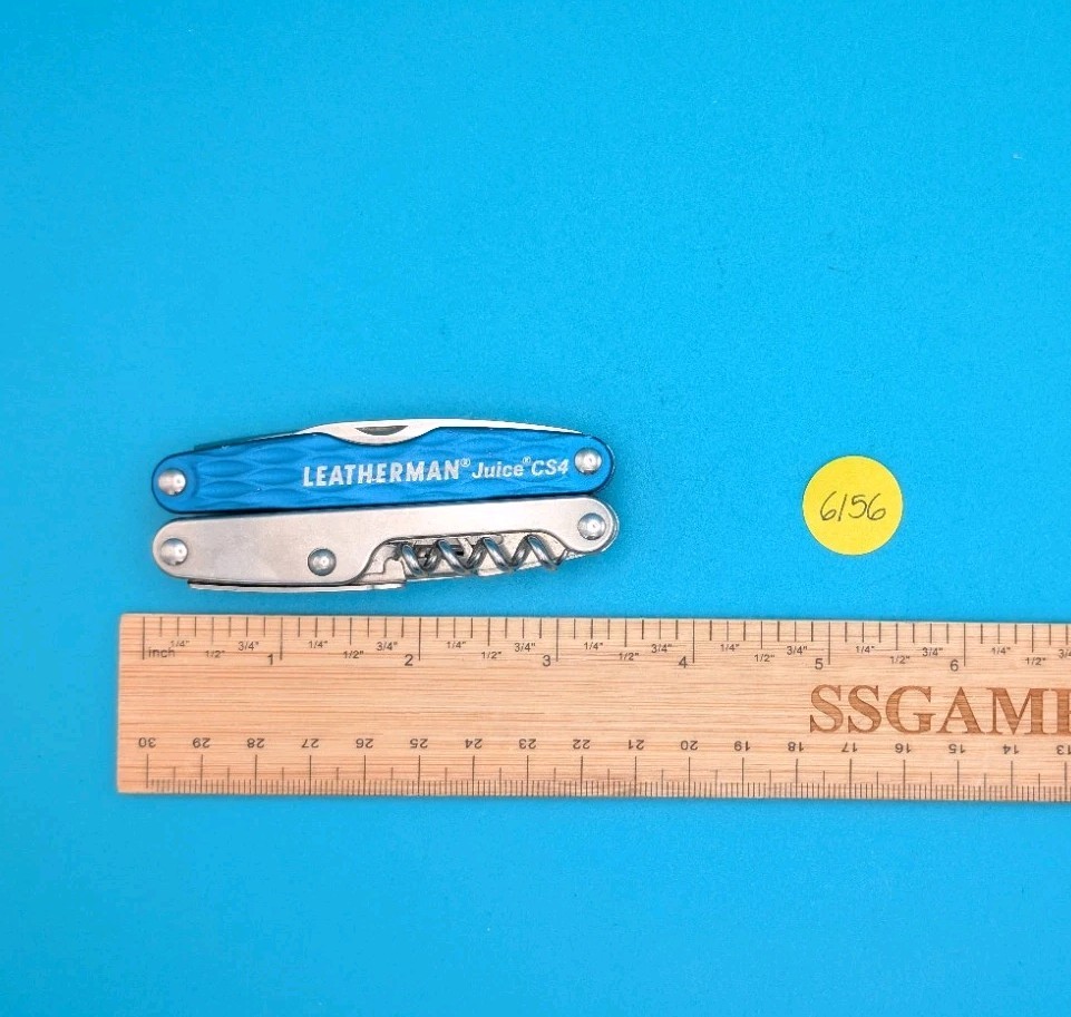 Leatherman Juice CS4 Multi Tool! Retired! COLUMBIA BLUE!