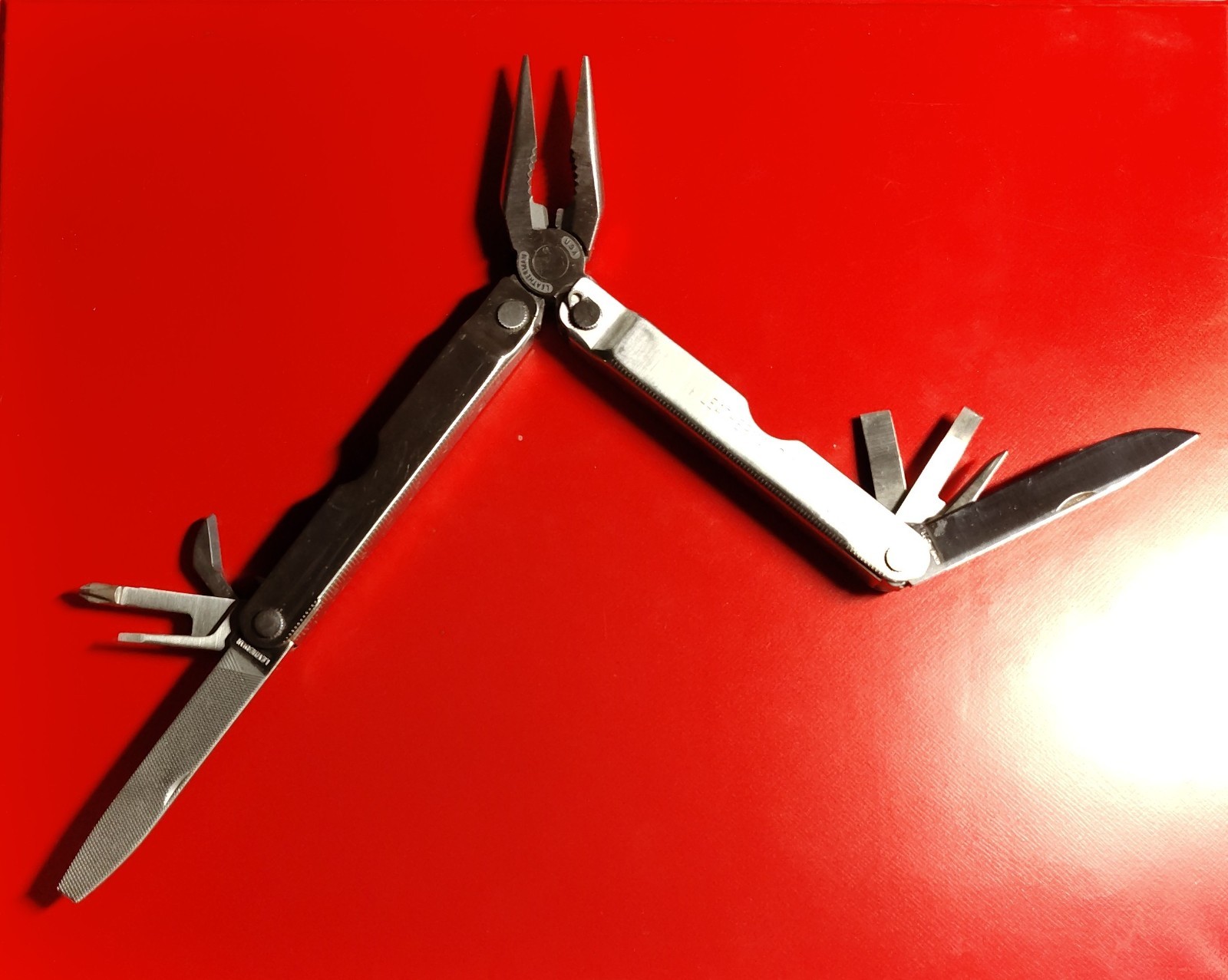 LEATHERMAN MULTI TOOL/Tool- WITH NYLON CASE NICE!
