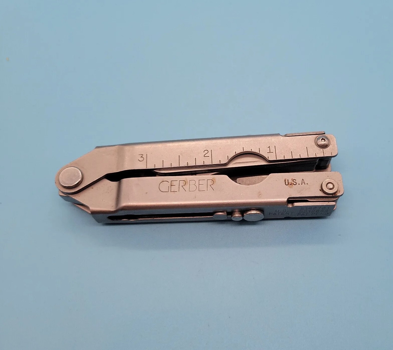 Gerber USA MP600 Multi-Tool Gray Blunt Nose Pliers Screwdrivers Knife – Vintage