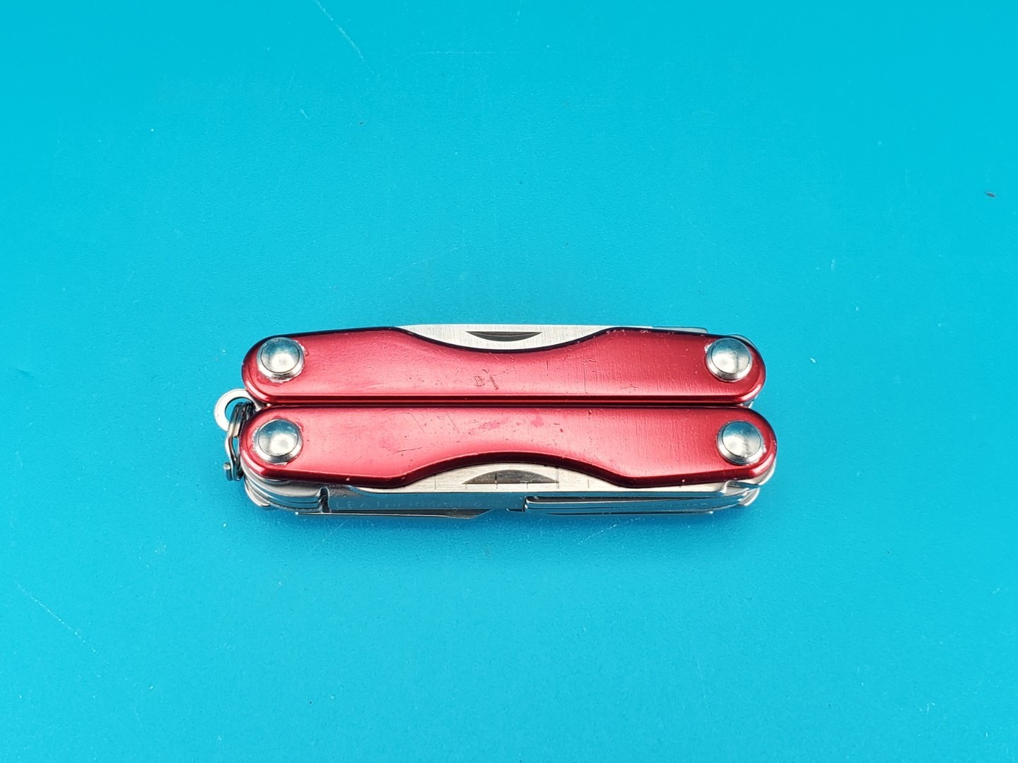 Leatherman Squirt S4 Multi-Tool, Key Ring, Retired, RED!