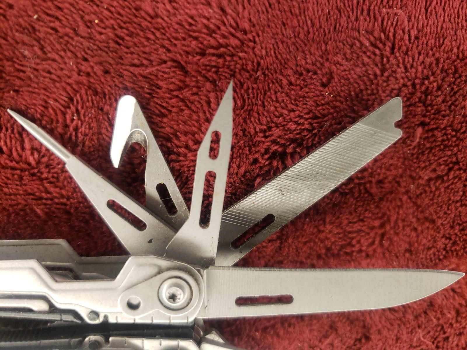 🔪🔪🔪 SOG PowerPint Multi-Tool Pocket Knife Folding Pliers
