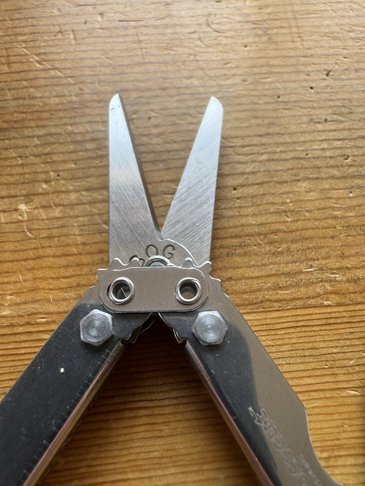SOG Crosscut Multitool Knife W/ Sheath!