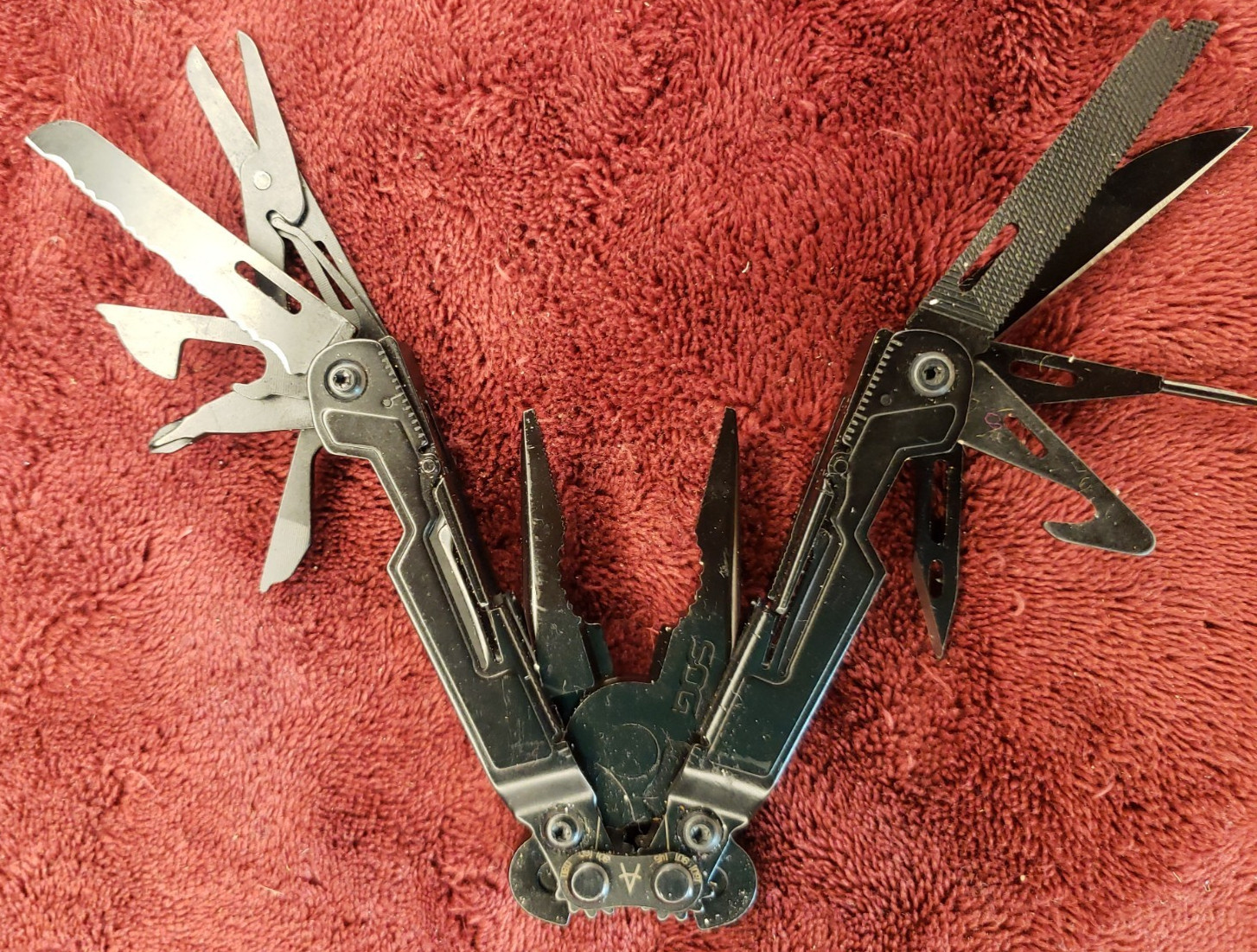 🔪 SOG PowerPint Black Multi-Tool Pocket Knife Folding Pliers