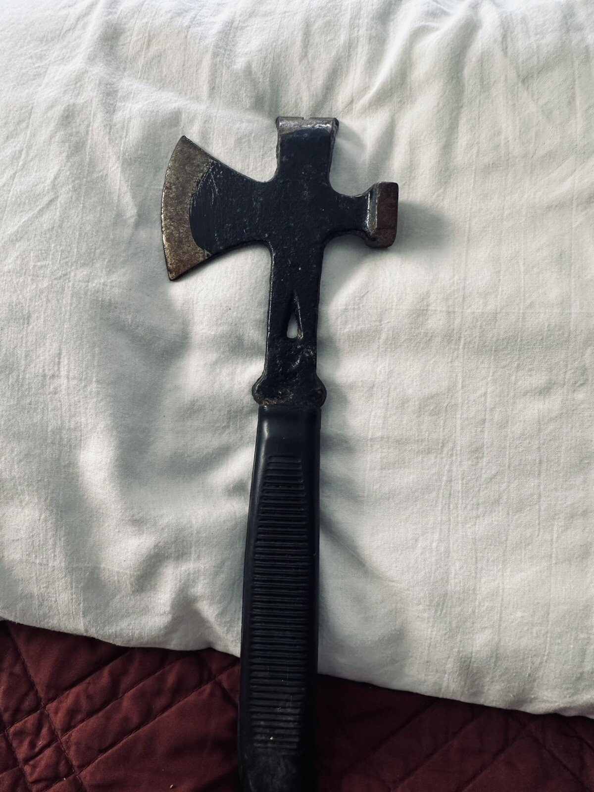 Metal Multitool with rubber handle