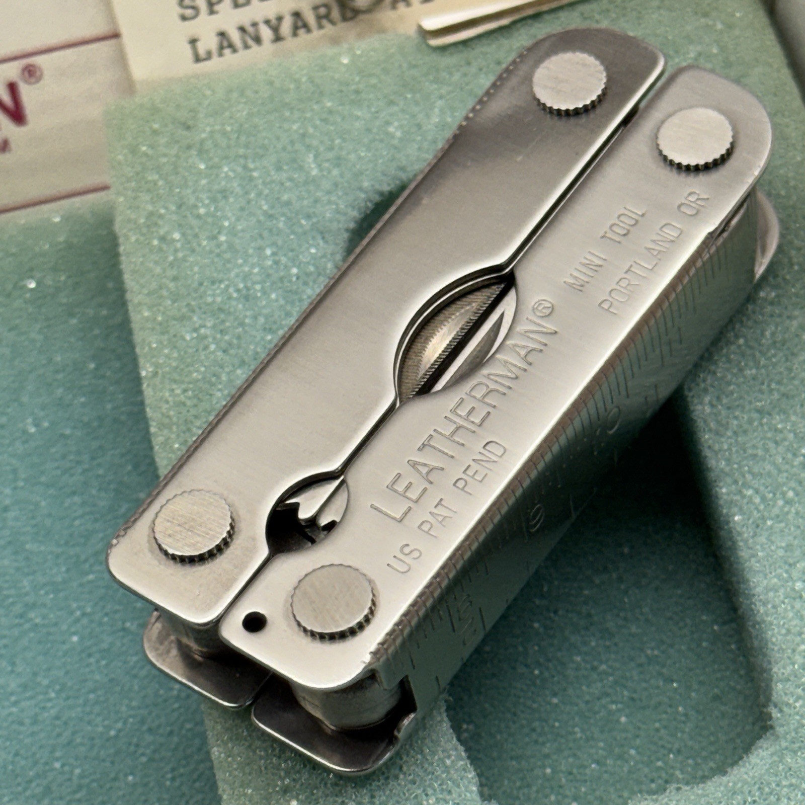 Leatherman MINI TOOL multitool. Variant w/US PAT PEND and Blank side