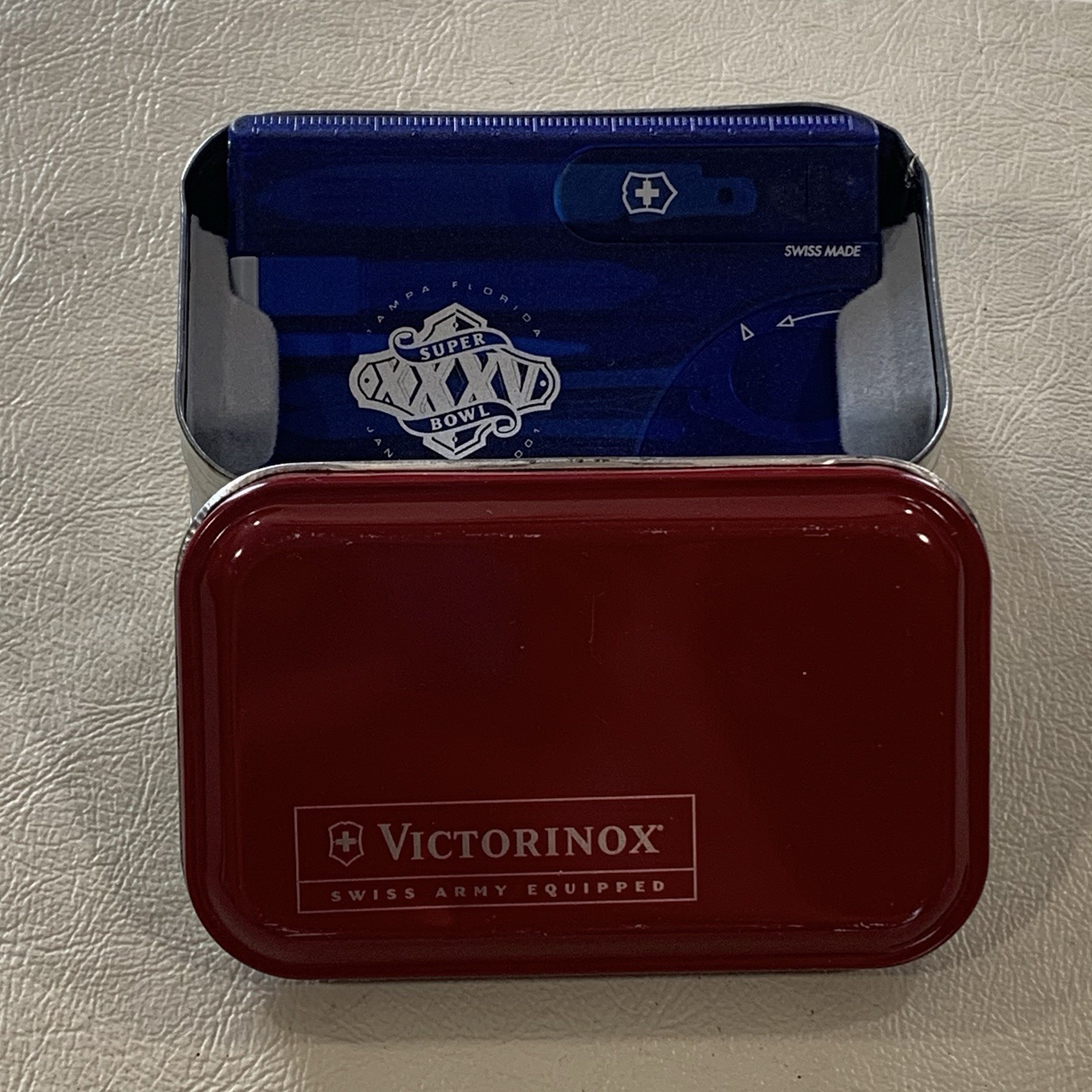 Victorinox Blue Swiss Card Wallet Multi Tool Tin Box Super Bowl 35 Tampa Fl 2001