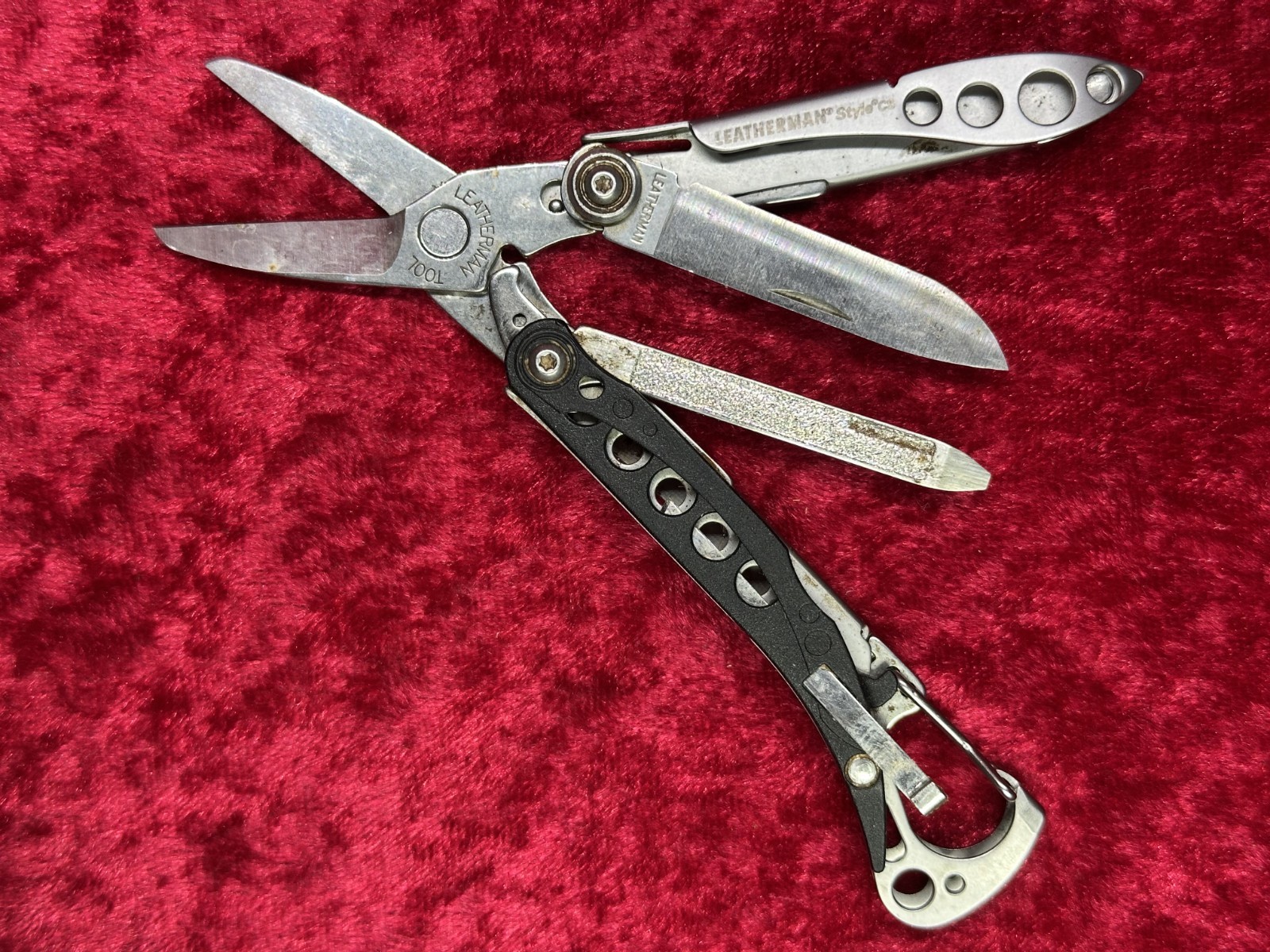 Leatherman Style CS Black Multi-Tool Carabiner/Bottle Opener Random Pick (367)