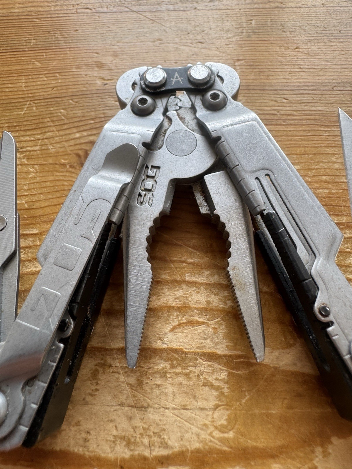 SOG PowerPint Multi-Tool