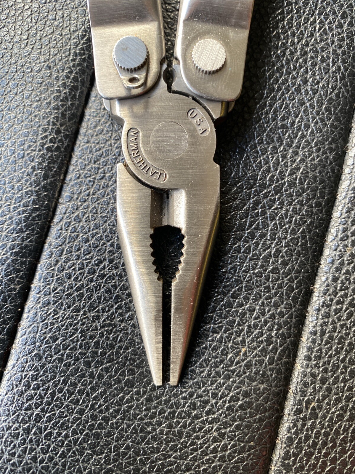 Multi-tool With Pocket Clip. Leatherman 832127 Rev Stainless Steel