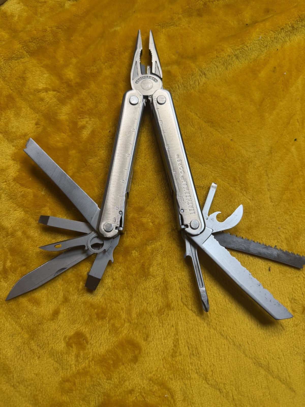 Leatherman Core Multitool w/ Sheath – Discontinued Model – USA Made