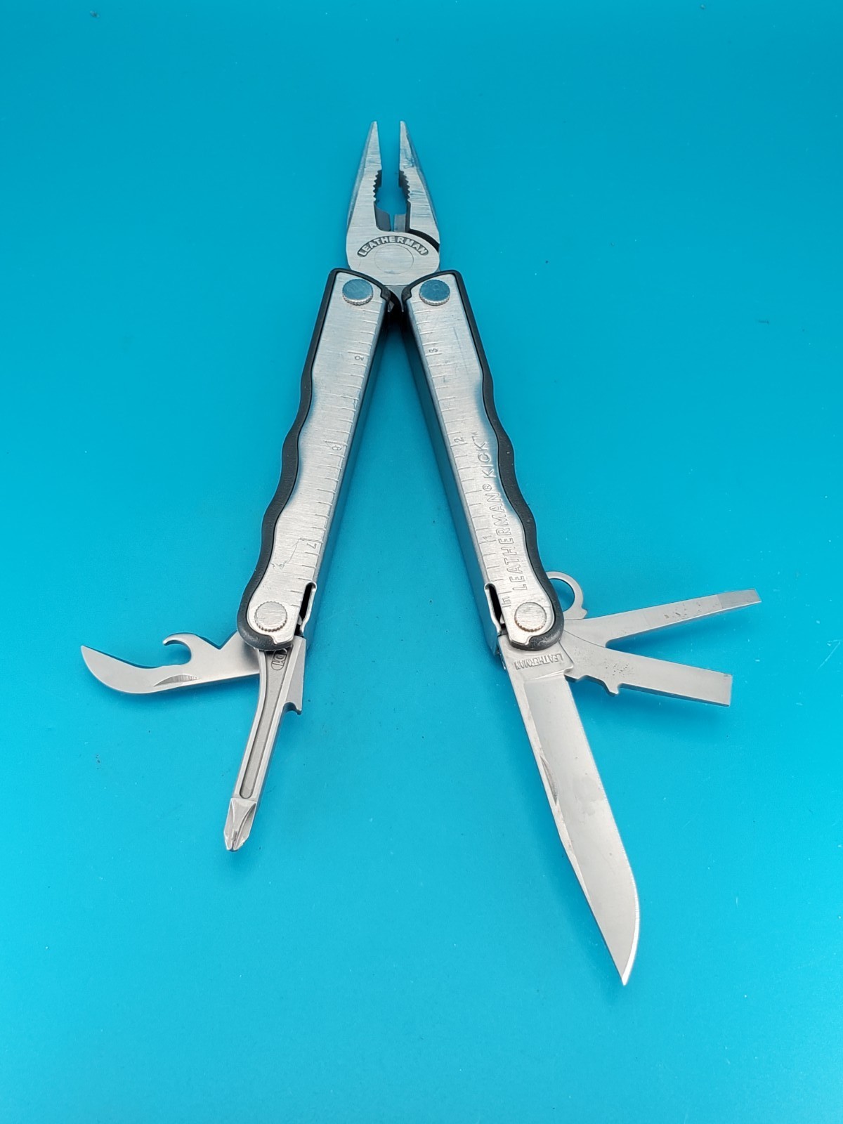 Leatherman Kick Multi-Tool, Knife, Pliers, Retired, Collectible!