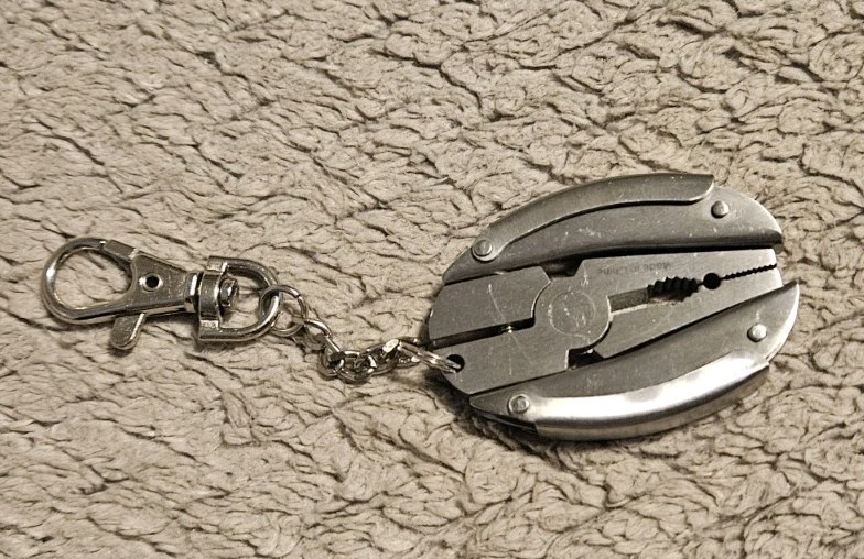 Quarrow Mini Multi Tool 2 Inches Stainless Steel