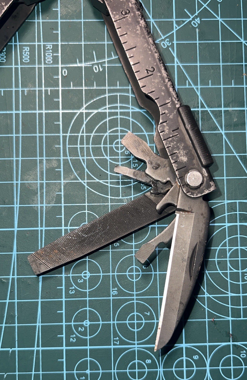 Gerber 75501 MP600 Needlenose Multi-Tool Used For Parts Or Repair