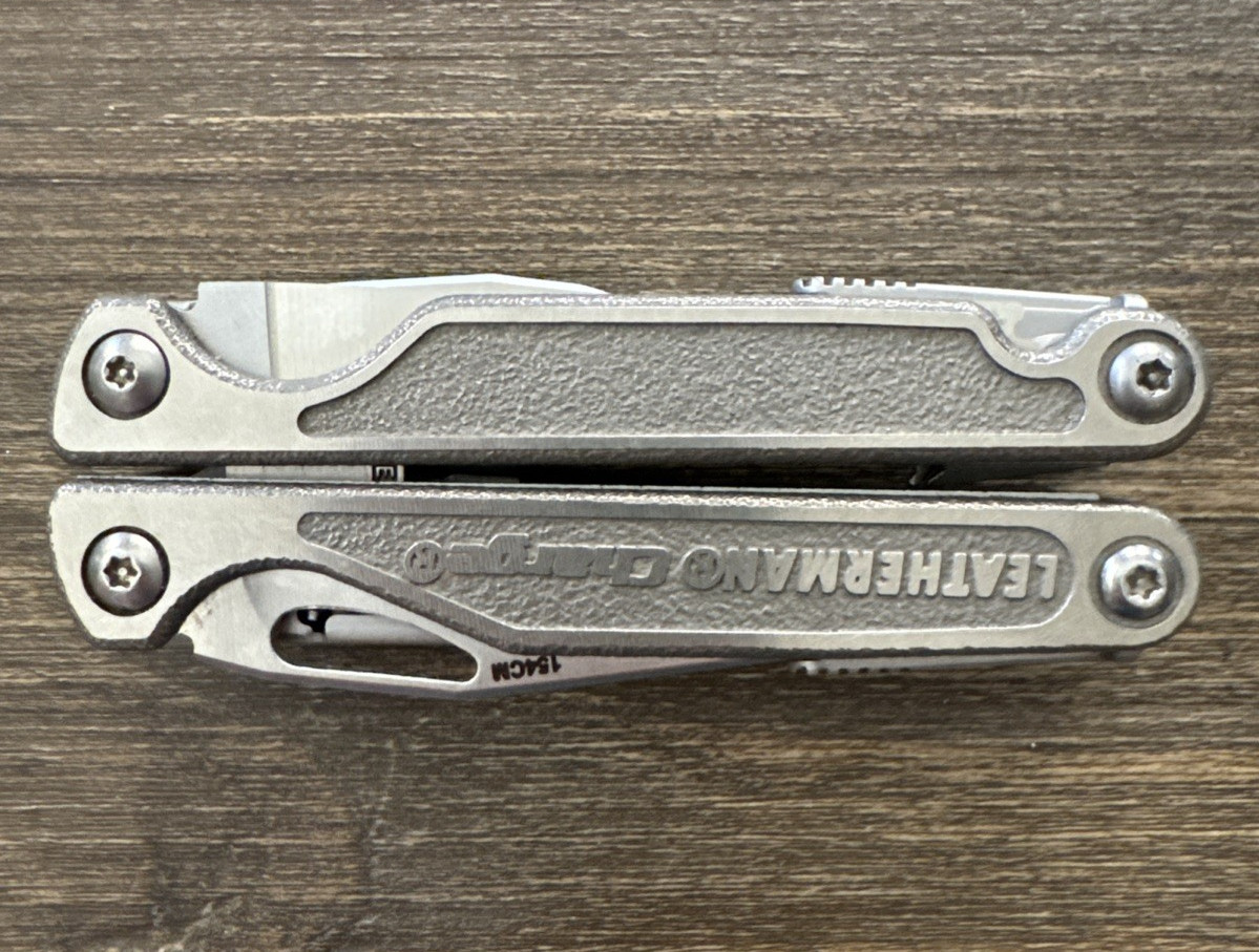 Leatherman Charge XTi Multi Tool Leather Sheath Bits Pocket Clip Ring USA 154cm